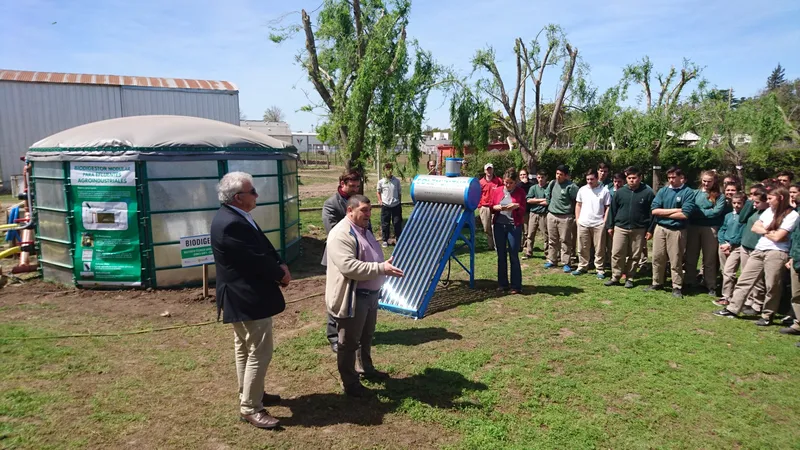 Grupo ifes proyecto Biodigestores para escuelas industrial energias renovables ingenieria 1
